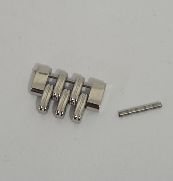 TAG Heuer CBE2110 Heritage Autavia Calibre Heuer 02 - Link only - 18mm