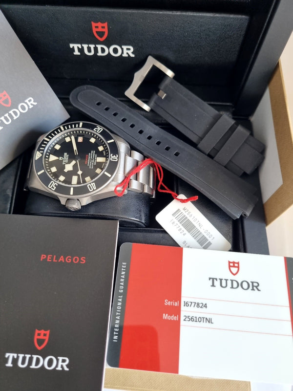 TUDOR Pelagos LHD Men's Black Watch - M25610TNL-0001