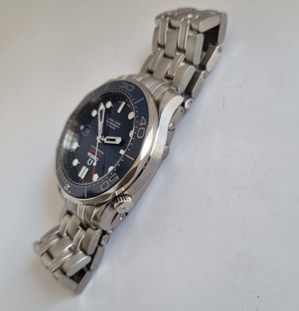 Omega Seamaster Professional Co- Axial Ceramic Bezel - 21230412001003