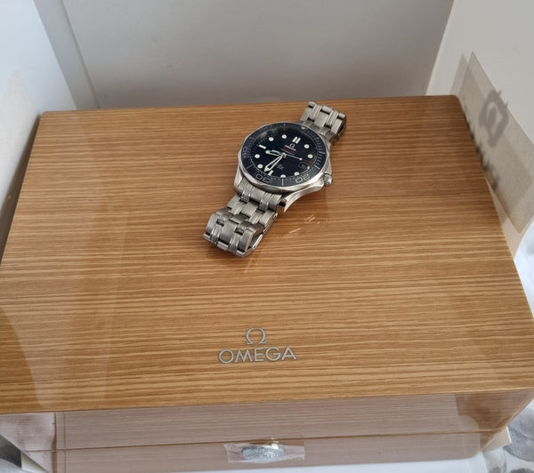 Omega Seamaster Professional Co- Axial Ceramic Bezel - 21230412001003