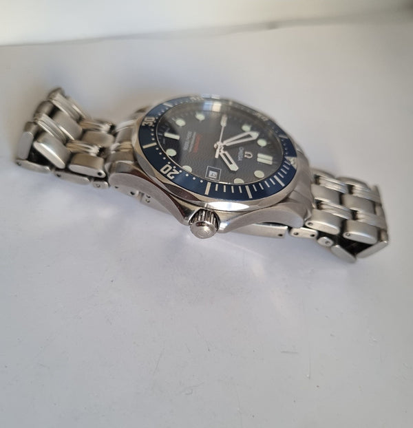 Omega Seamaster Professional 300M Quartz - 22.21.80.00