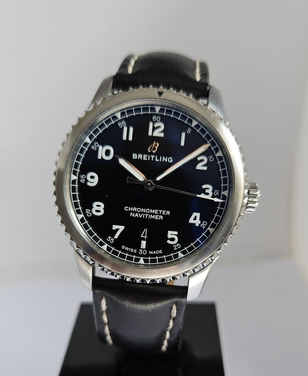 Breitling Navitimer 8 Steel Automatic - Men's Watch - M17314101B1X1