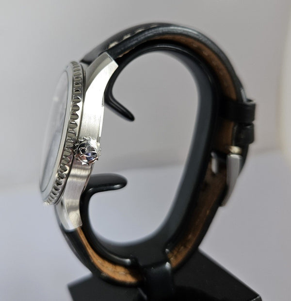 Breitling Navitimer 8 Watch - left side