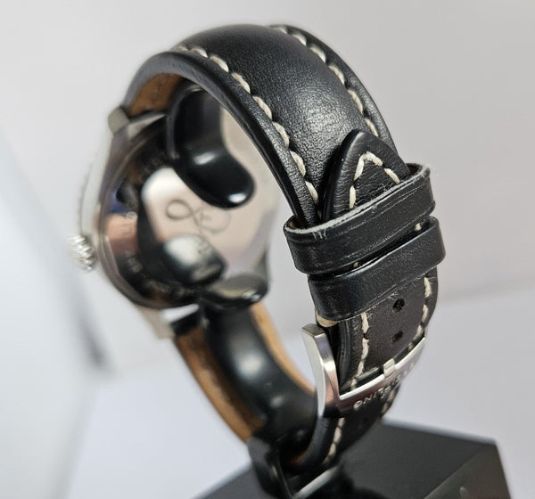 Breitling Navitimer 8 Steel Automatic - Men's Watch - M17314101B1X1