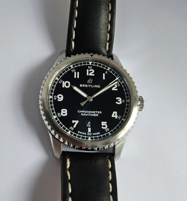 Breitling Navitimer 8 Steel Automatic - Men's Watch - M17314101B1X1
