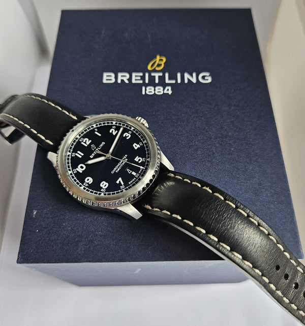 Breitling Navitimer 8 Steel Automatic - Men's Watch - M17314101B1X1