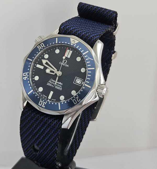 OMEGA Seamaster Professional 300M - Blue dial Unisex Watch - 25.61.80