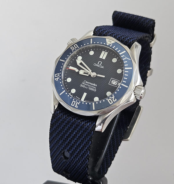 OMEGA Seamaster Professional 300M - Blue dial Unisex Watch - 25.61.80