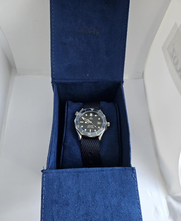 OMEGA Seamaster Professional 300M - Blue dial Unisex Watch - 25.61.80