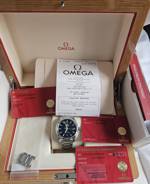 OMEGA Seamaster Aqua Terra Co Axial Master Chronometer - Men's Watch - 220.10.41.21.03.001