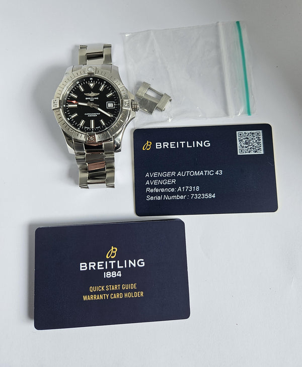 Breitling Avenger Automatic 43 - Men's Watch  - Ref. A17318101B1A1