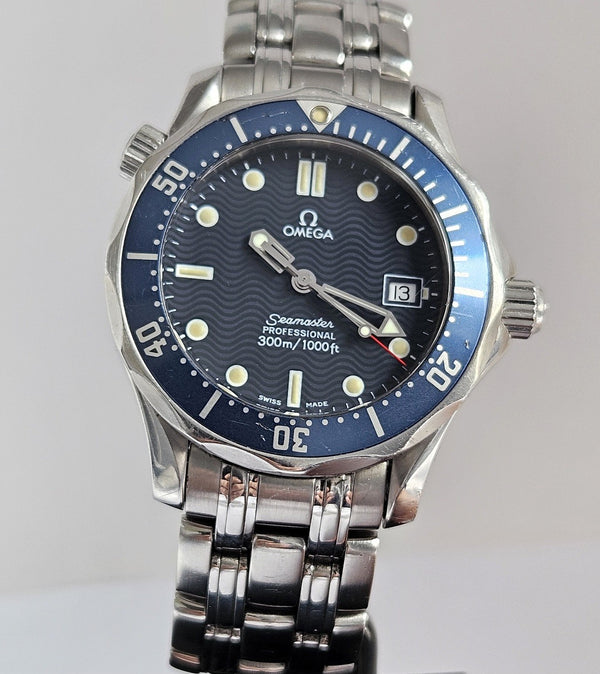 OMEGA Seamaster Professional 300M - Blue dial Unisex Watch - 25.61.80