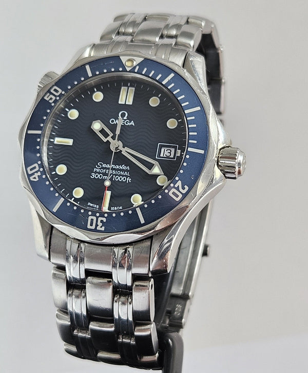 OMEGA Seamaster Professional 300M - Blue dial Unisex Watch - 25.61.80