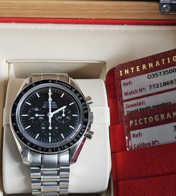 Omega Speedmaster Professional Moonwatch - Sapphire sandwich- Ref. 35.73.50.00